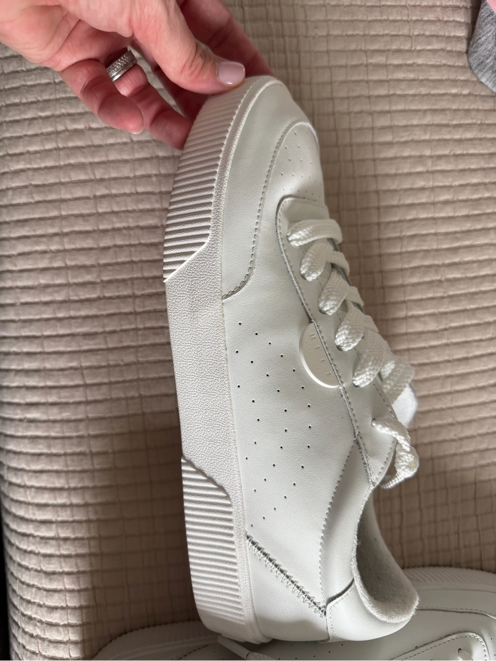 Reef Women's Platform Lace-Up Sneakers in Off-White